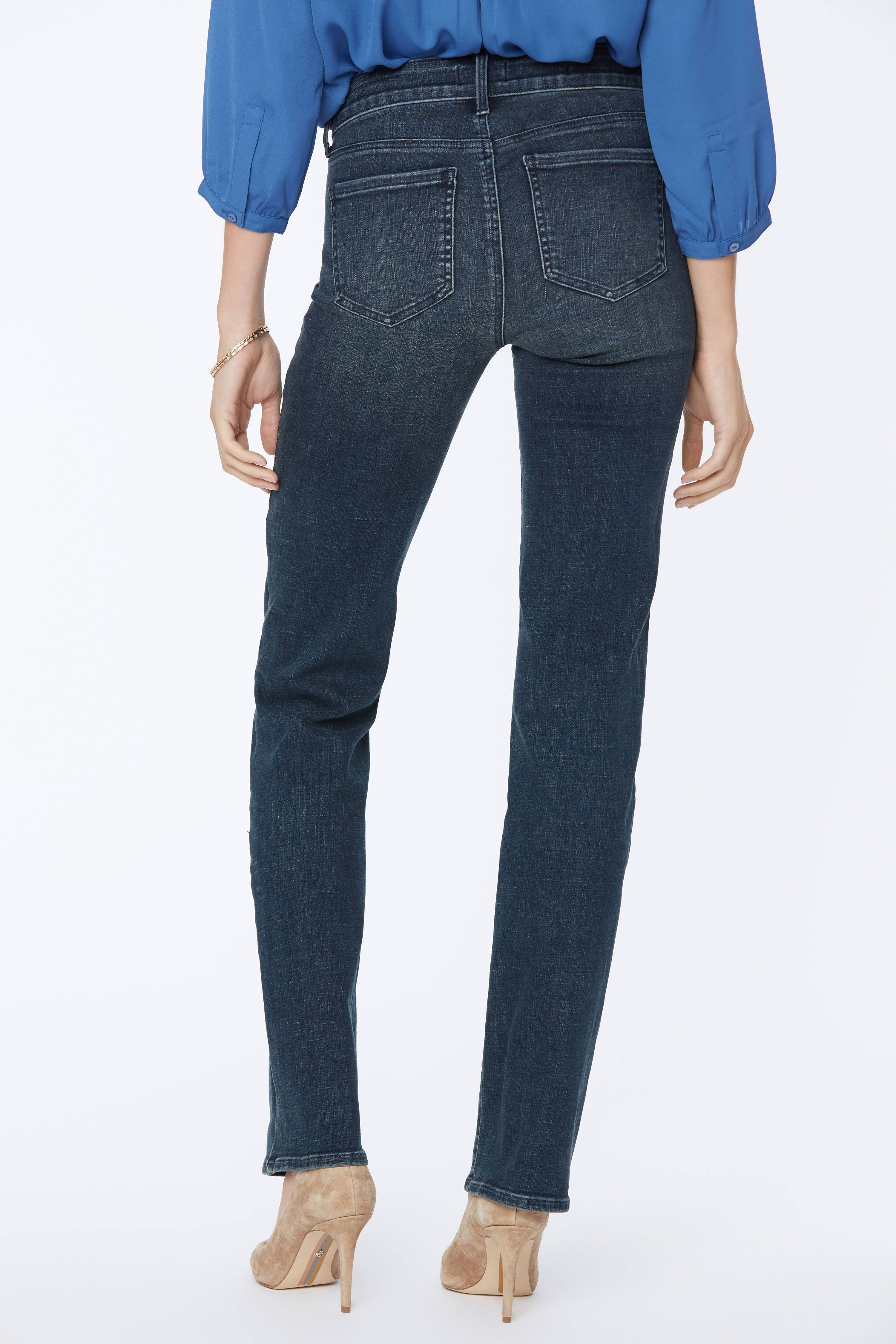 Straight Jean J647