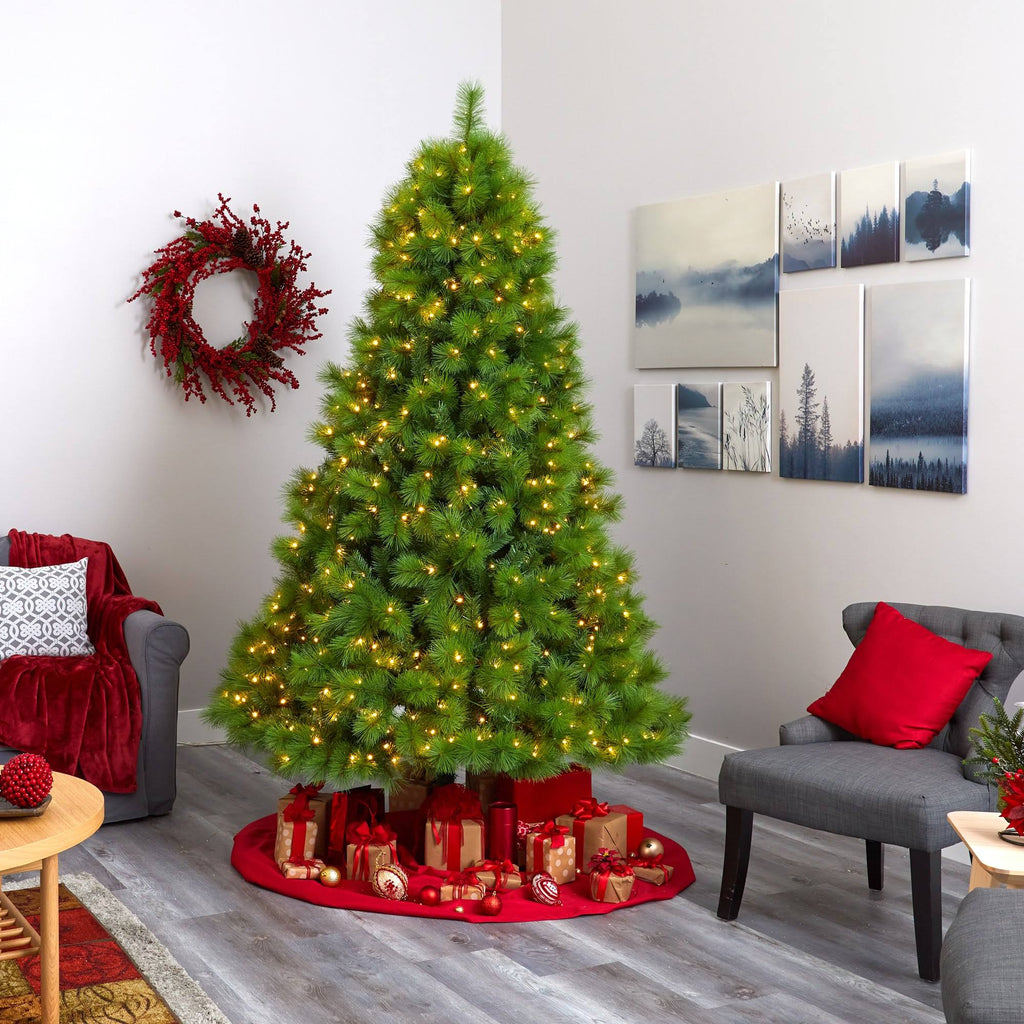 Green Artificial Christmas Tree with 600 Clear LED Lights D4816