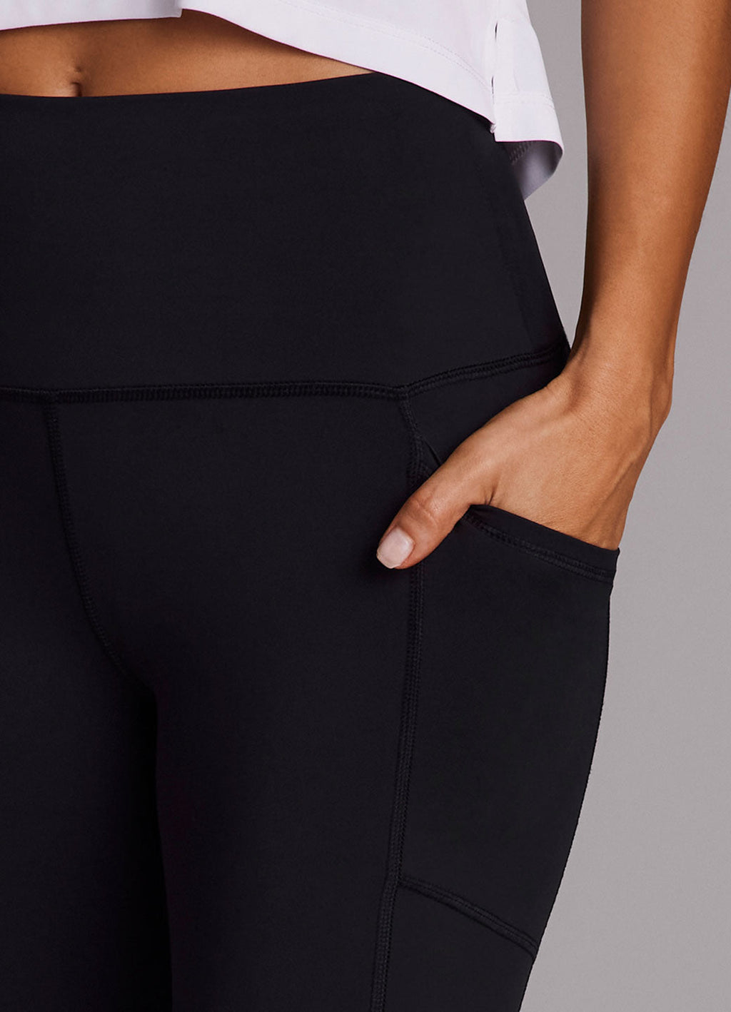 Tech Flex Ultra Hold Legging