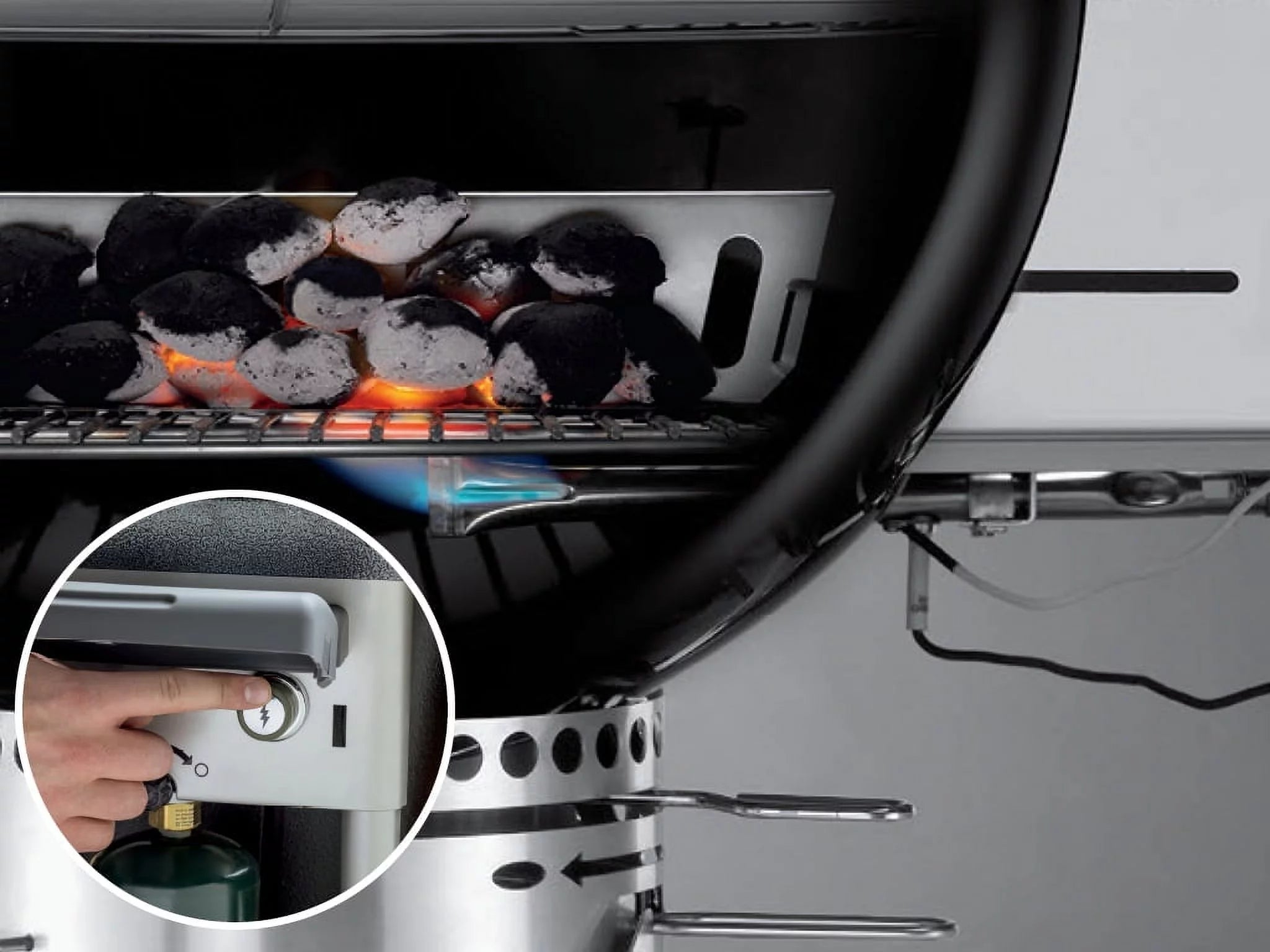 22" Black Charcoal Grill W17216