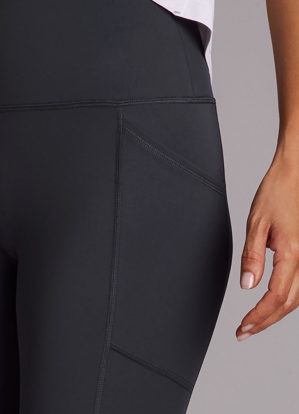 Tech Flex Ultra Hold Legging