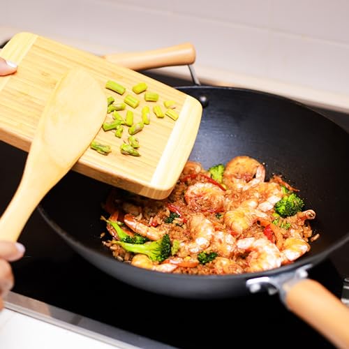 14-Inch Cast Iron Wok with Maple Handle S237590