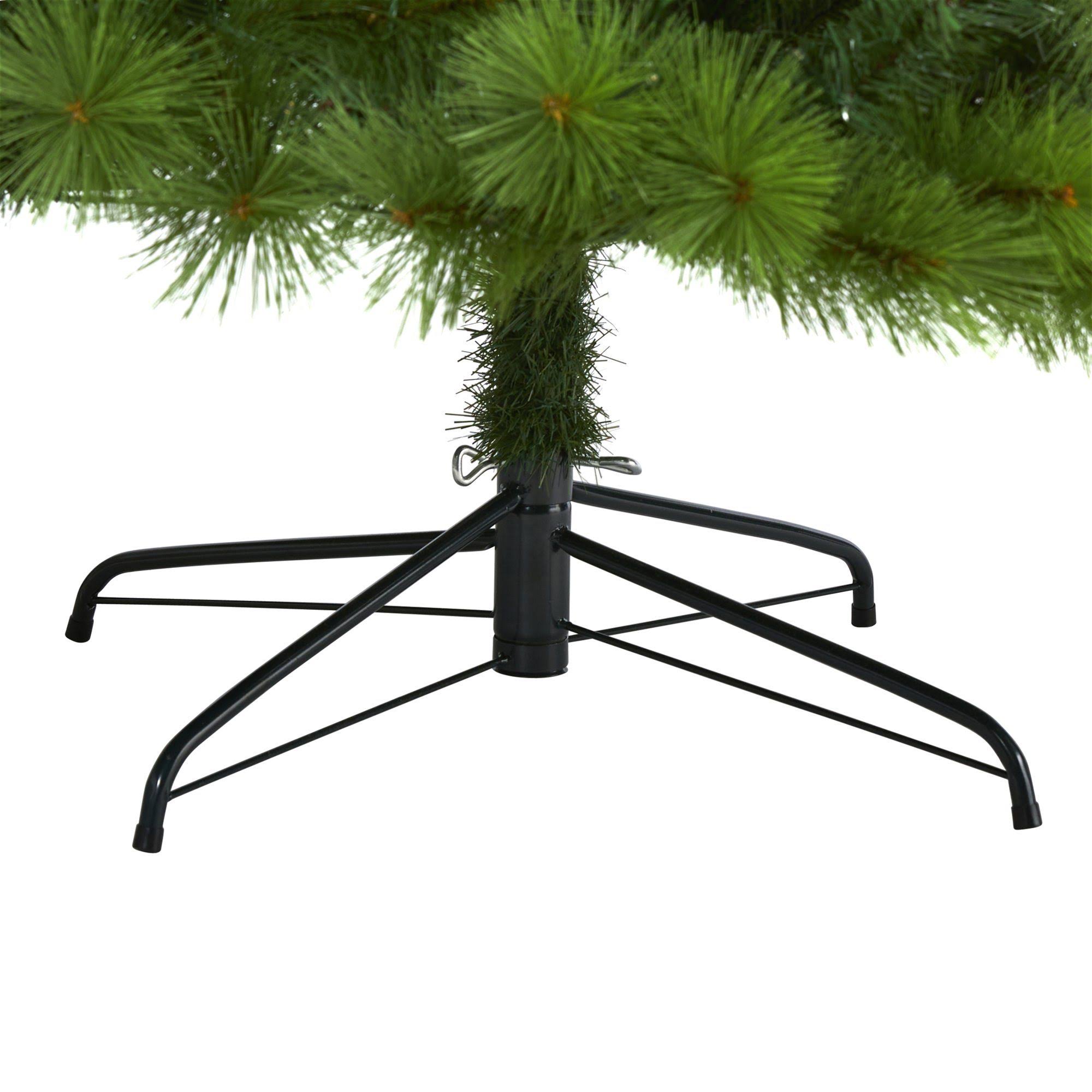 Green Artificial Christmas Tree with 600 Clear LED Lights D4816