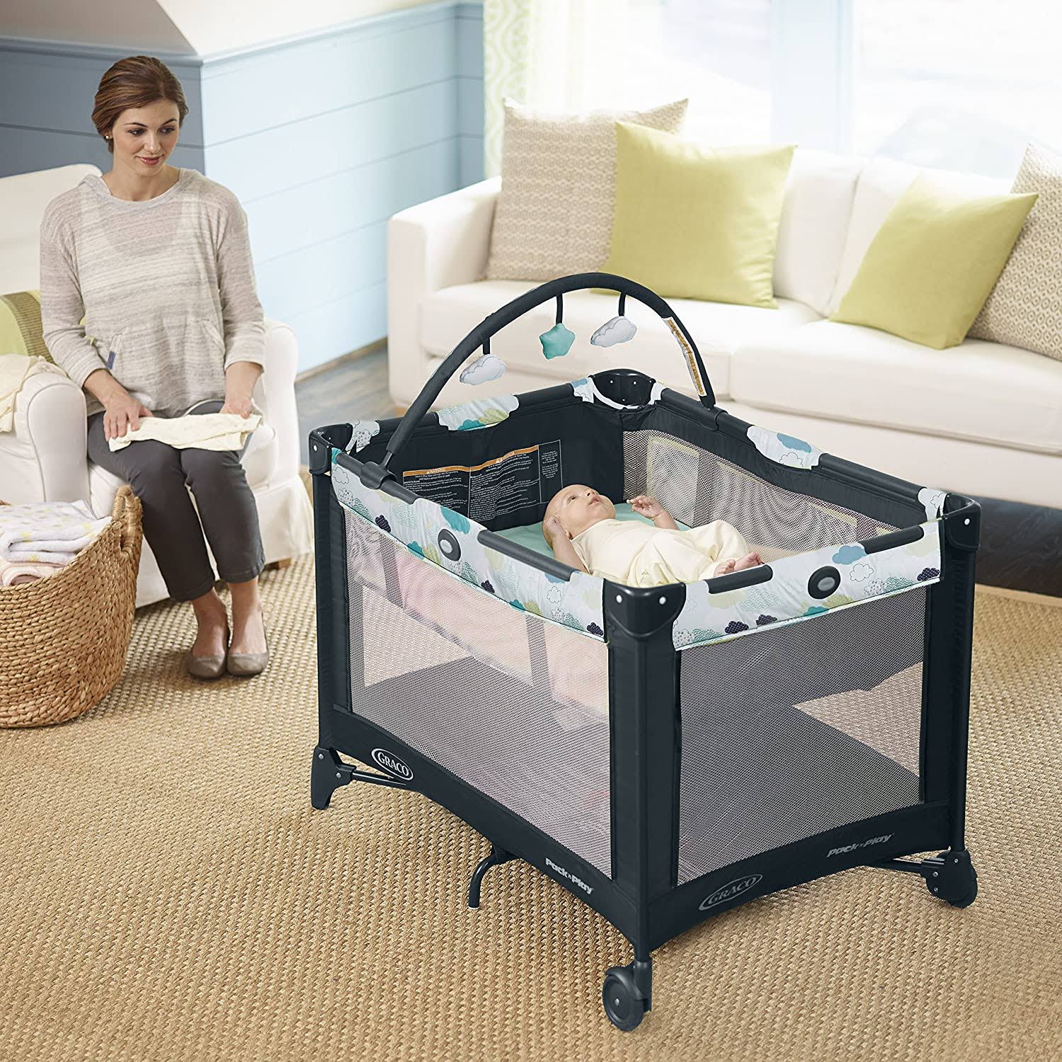 Full-Size Infant Bassinet Playard with Push Button Compact Fold U6704