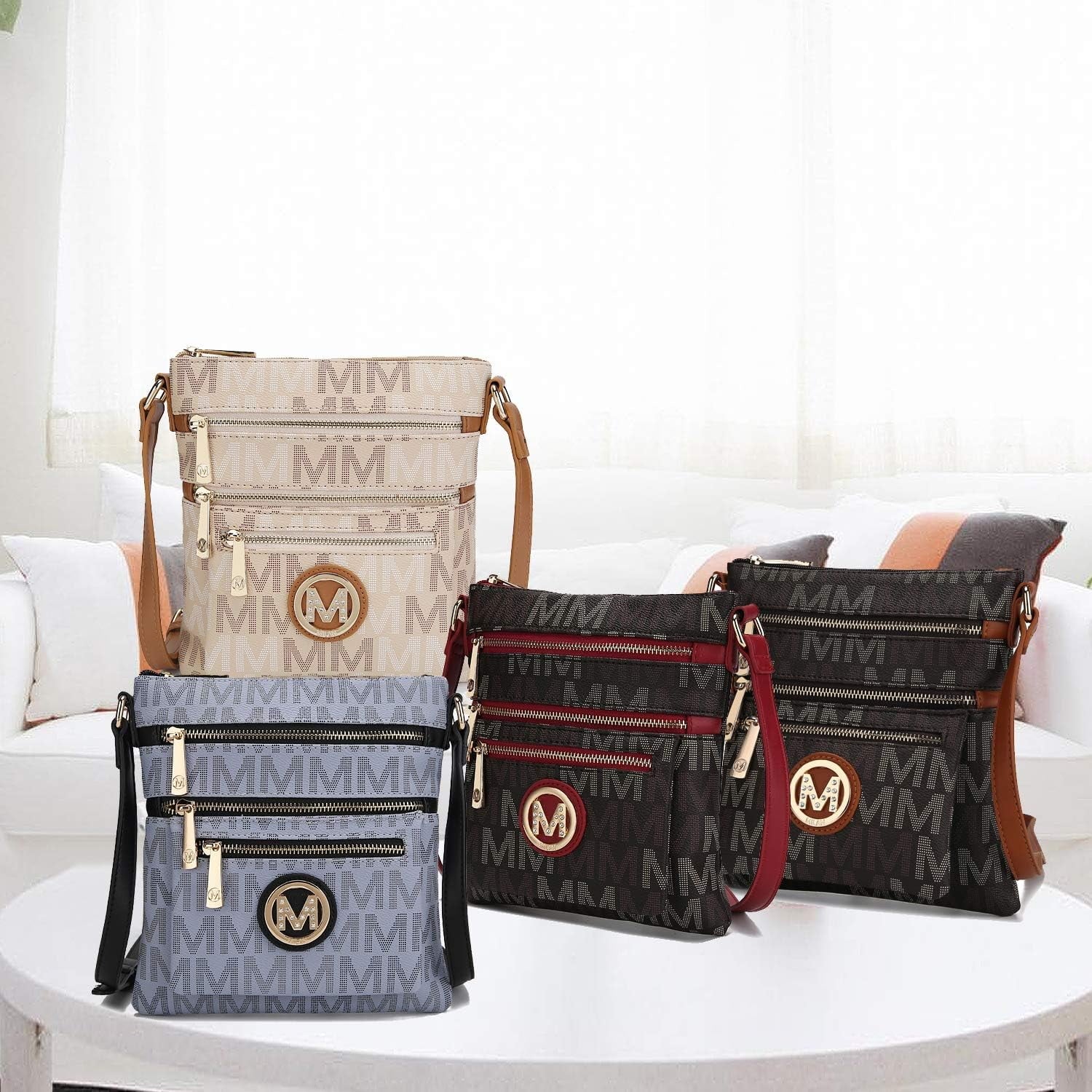 Black Multi Compartments Crossbody S515035