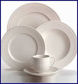 45 Piece Set Service for 8 A852992