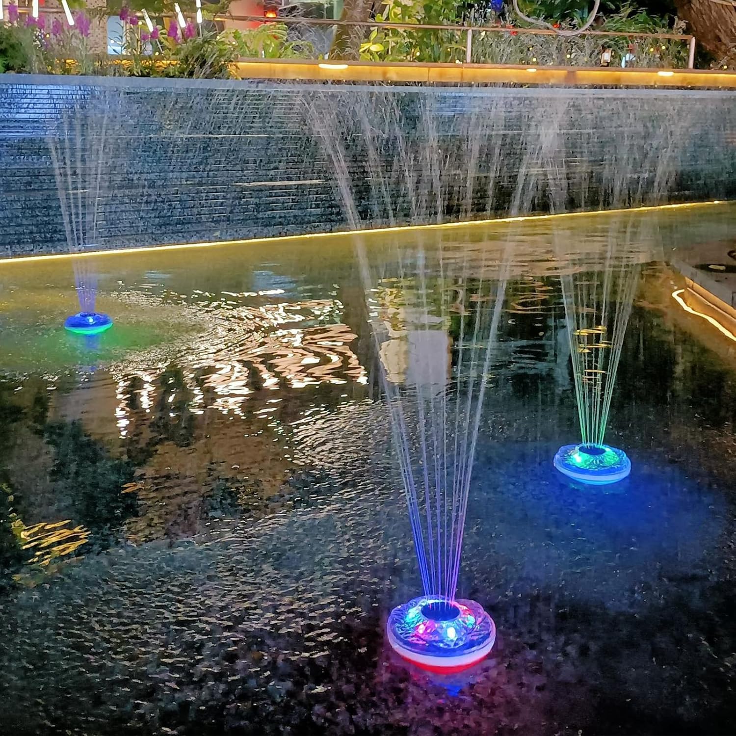 Floating Pool Fountain with Light Show, Rechargeable Battery, IP68 Waterproof, 2 Modes, 1pc F793562