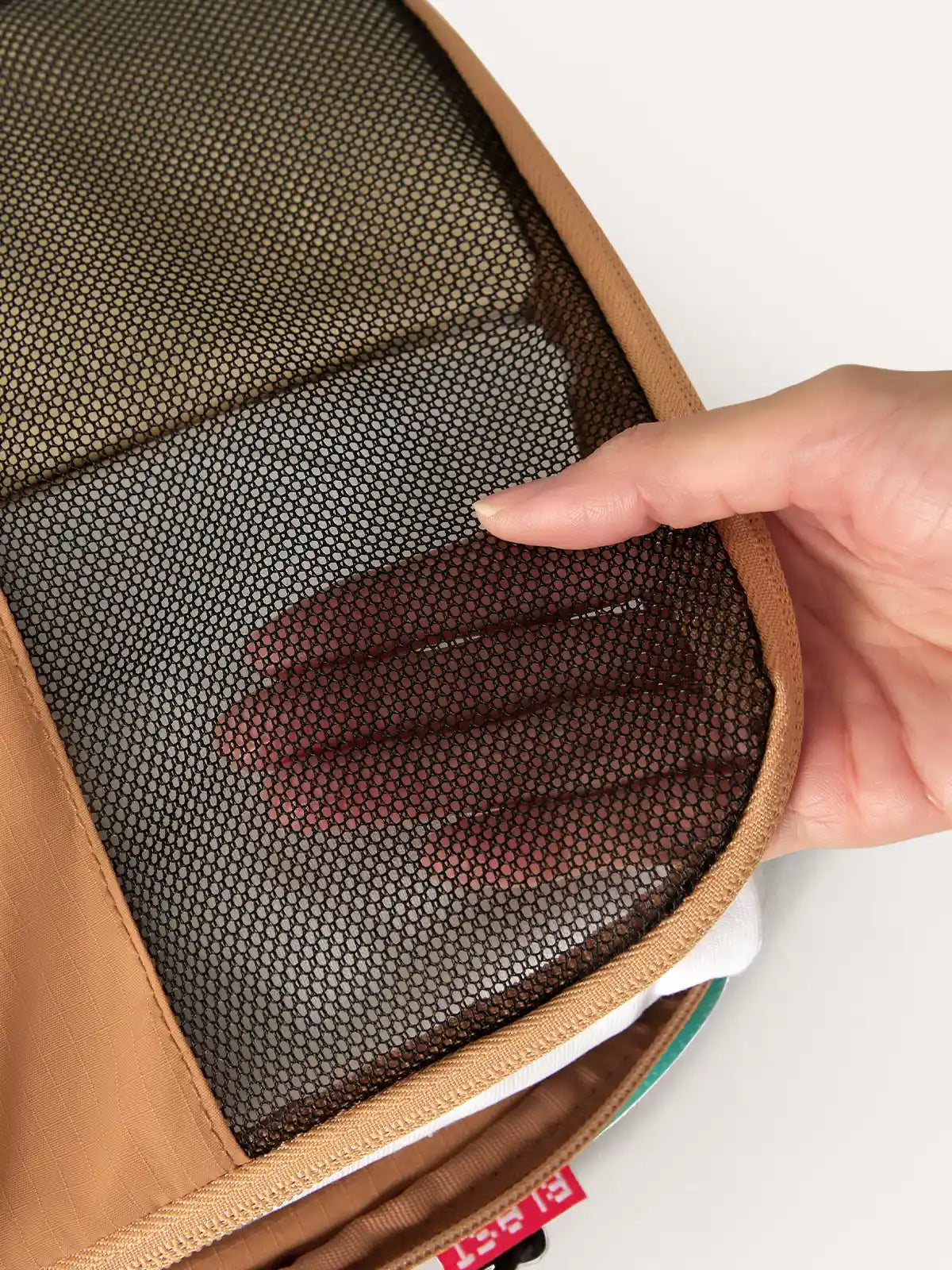 Blast Packing Cubes