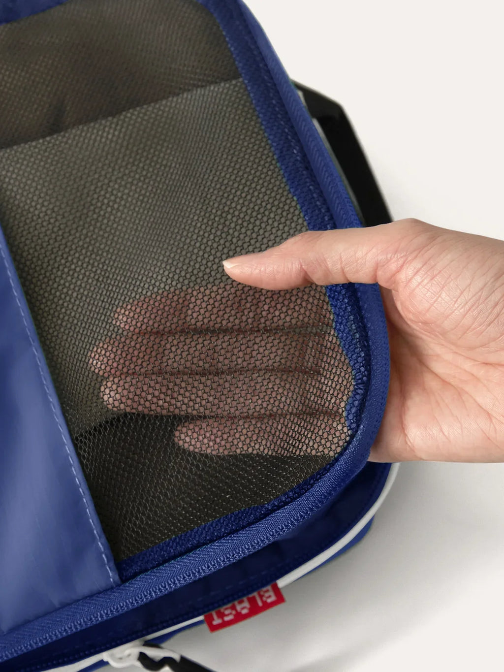 Blast Packing Cubes