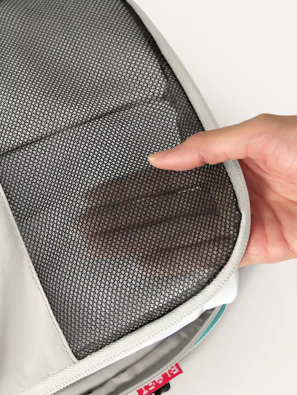 Blast Packing Cubes