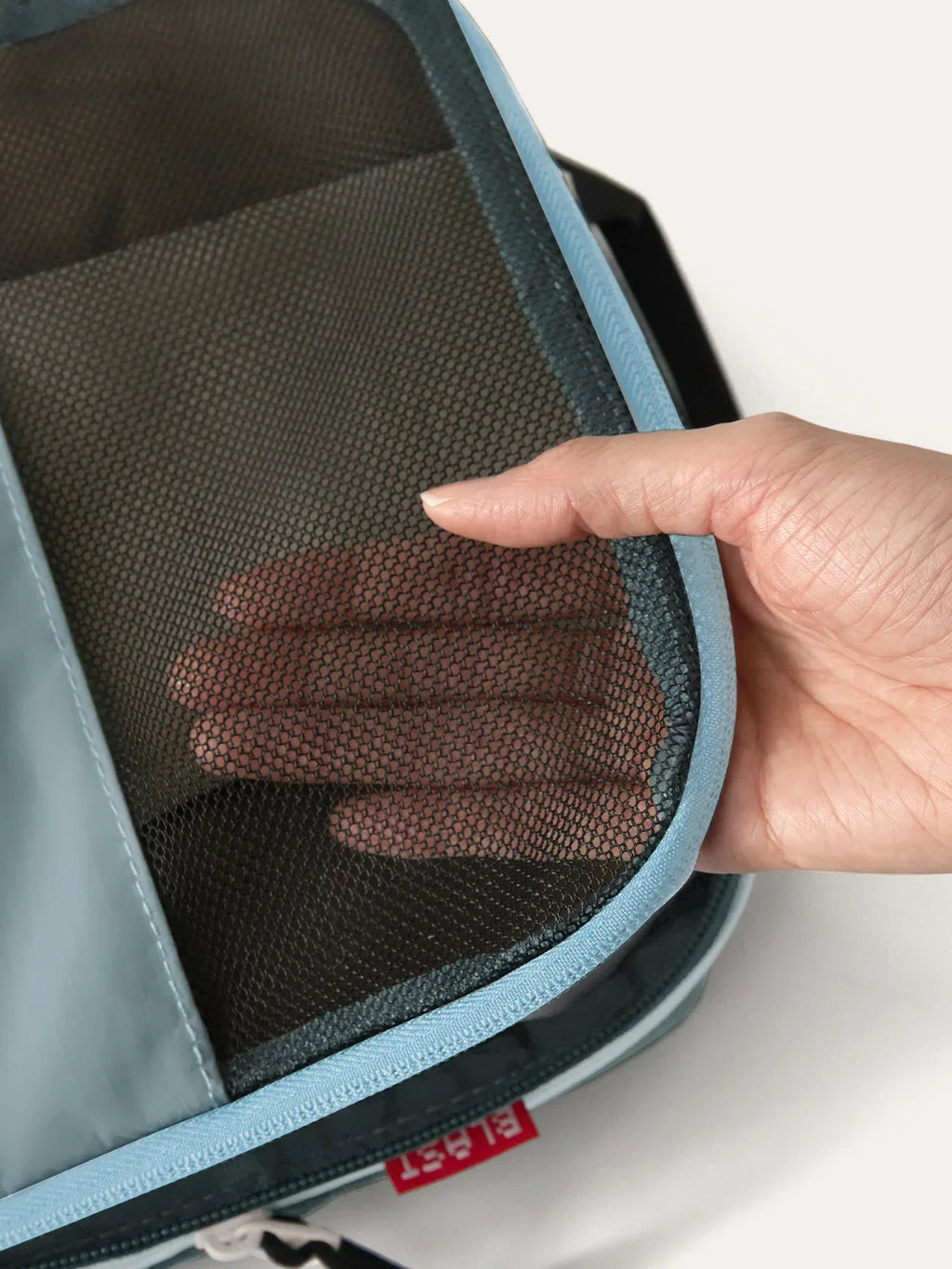 Blast Packing Cubes