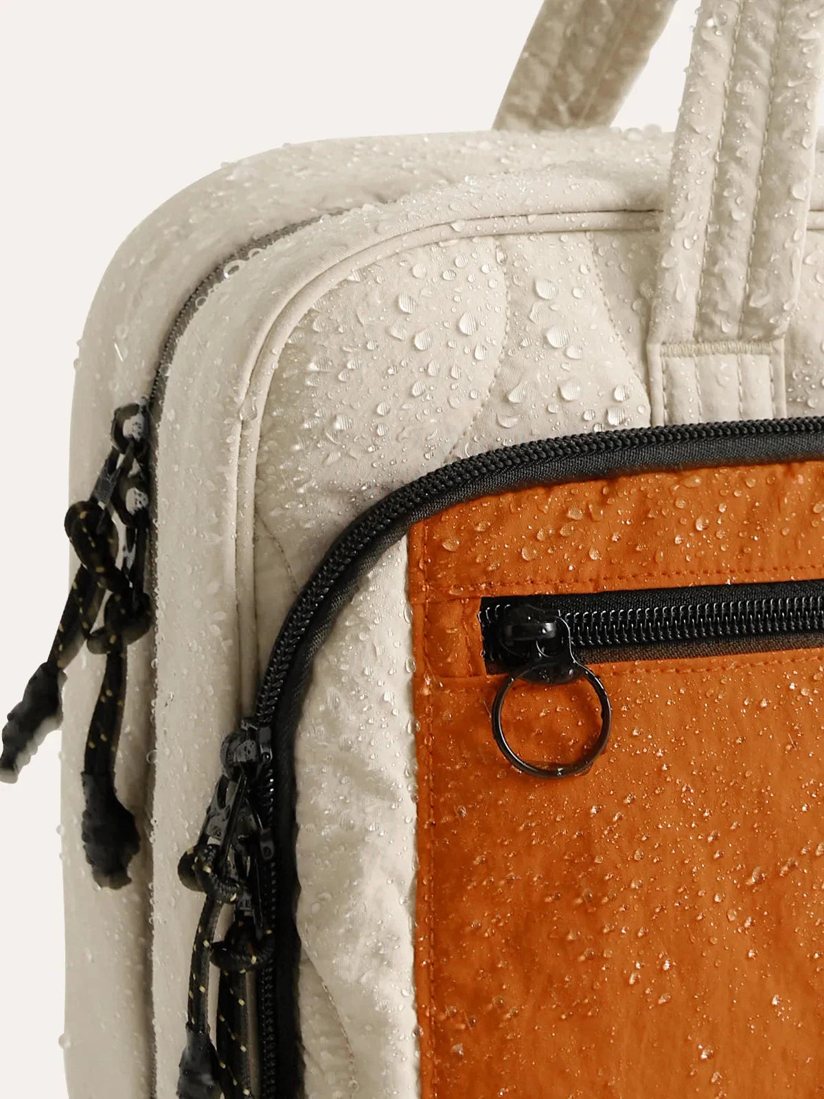 Paz Hanging Toiletry Bag