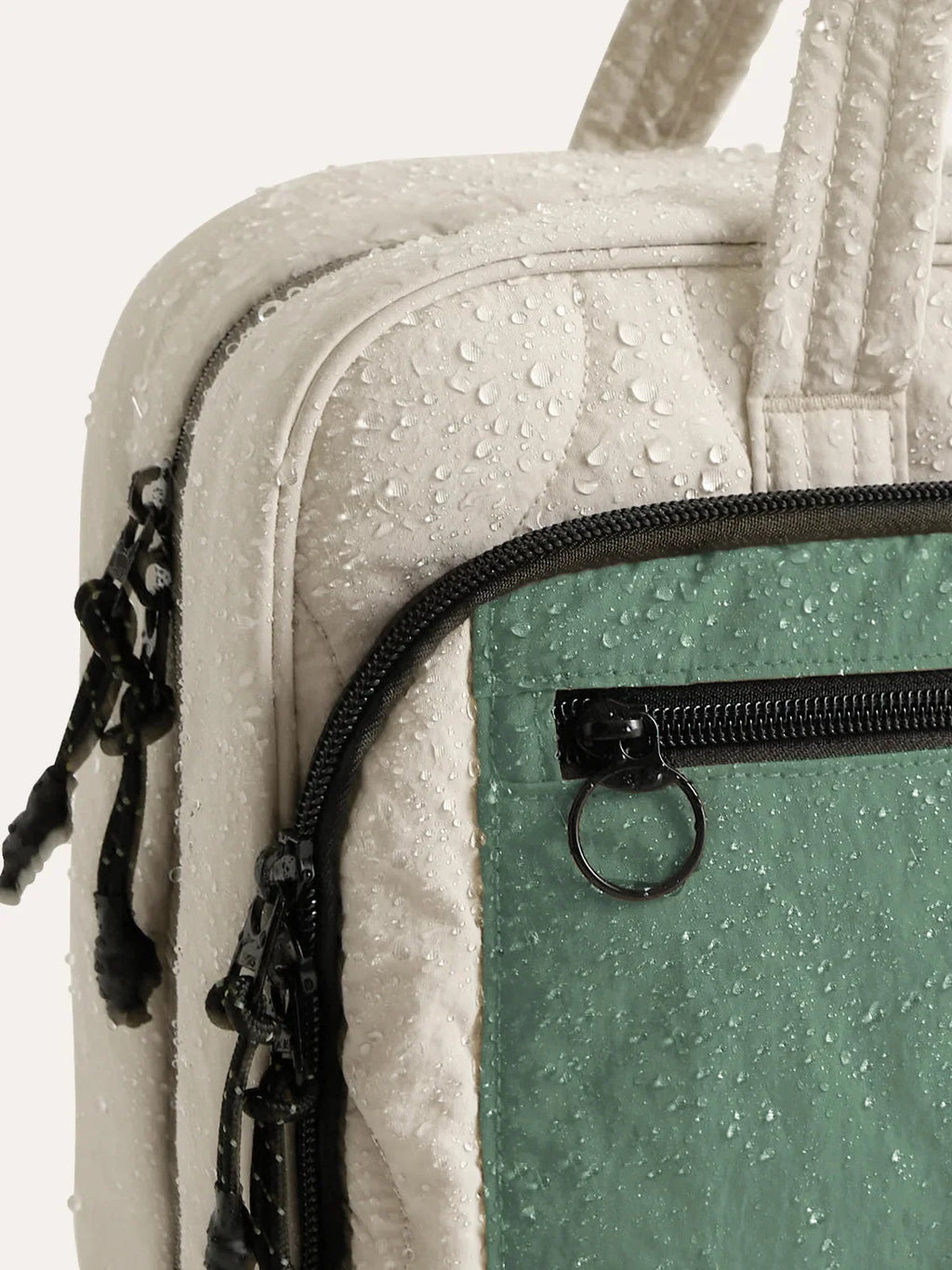 Paz Hanging Toiletry Bag