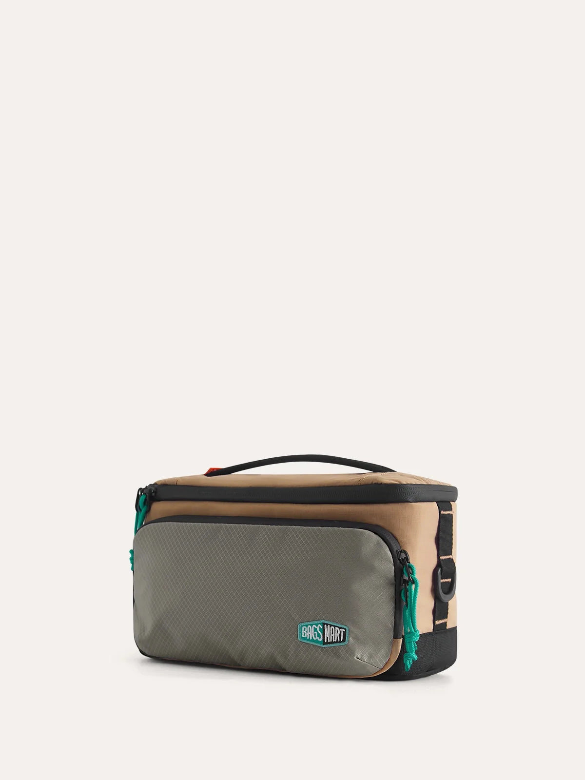 Blast 4.5L Hanging Toiletry Bag