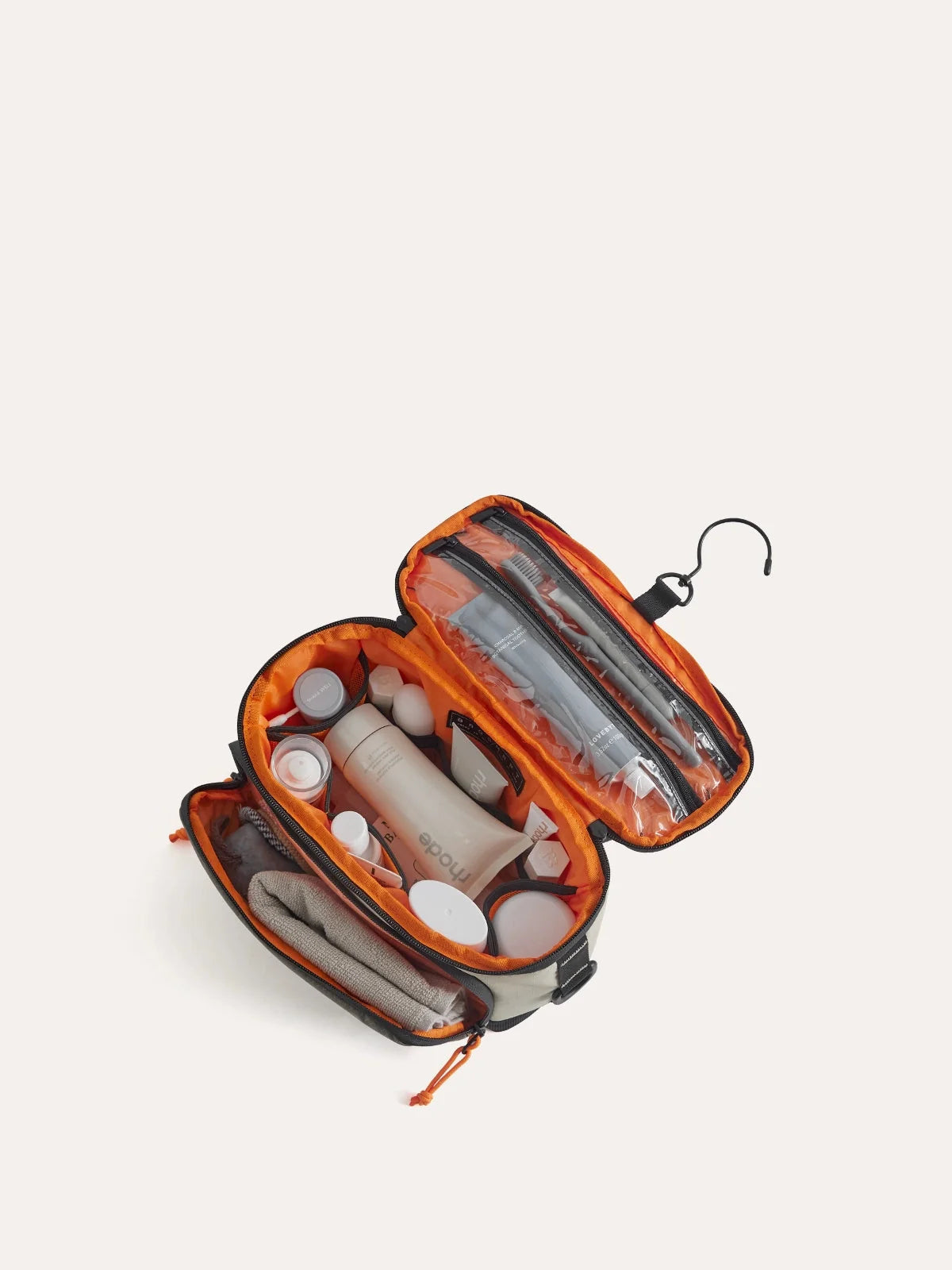 Blast 4.5L Hanging Toiletry Bag