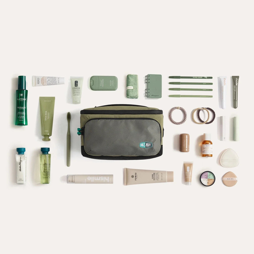 (FREE GIFT) Blast Toiletry Bag
