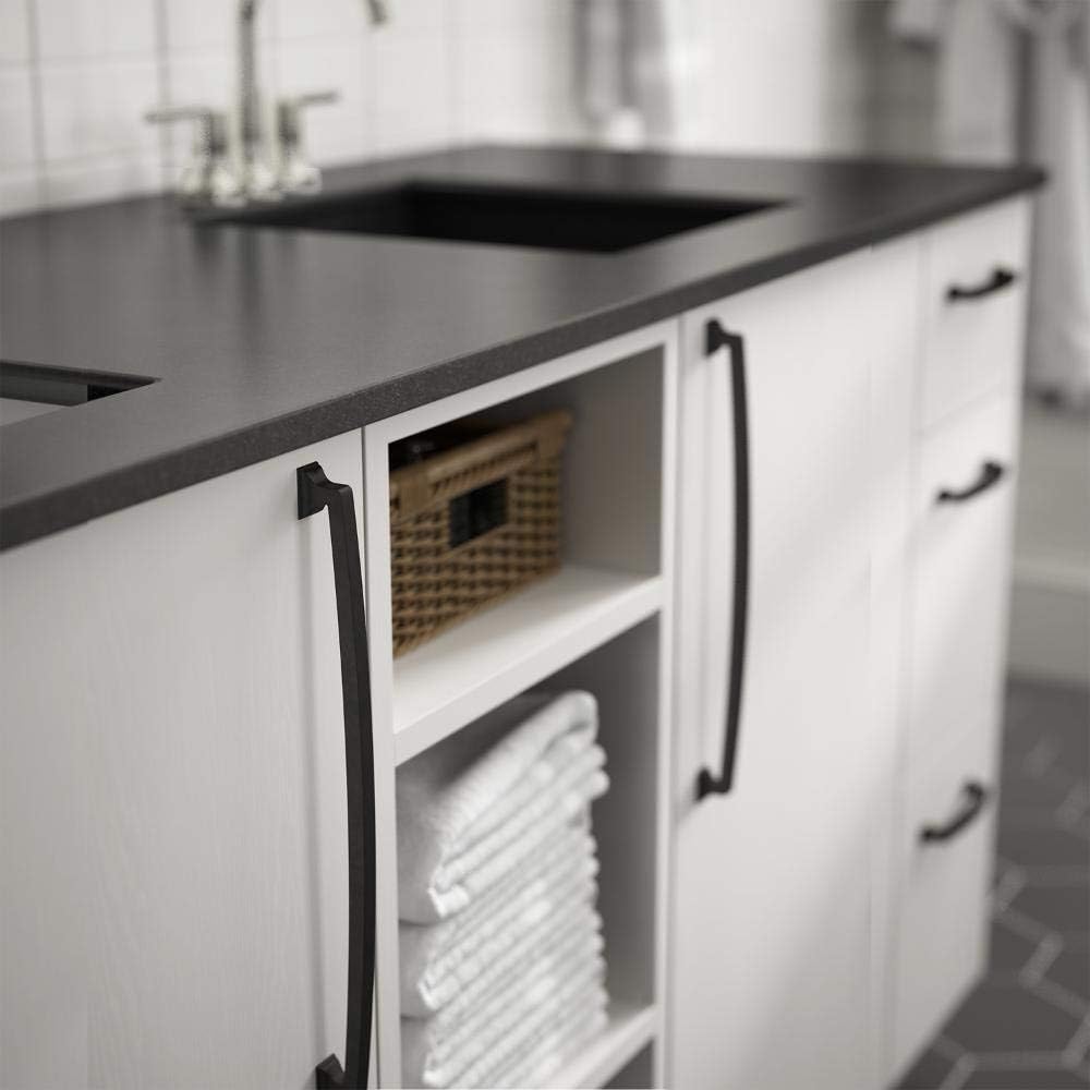 Matte Black Appliance Pull H909