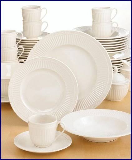45 Piece Set Service for 8 A852992