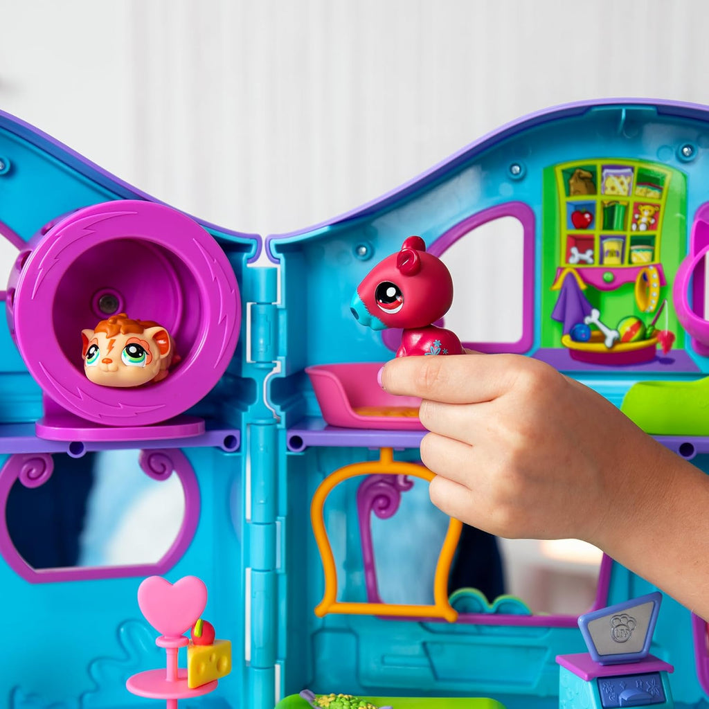 LPS Gen 7 Mystery Figures Playset W1604