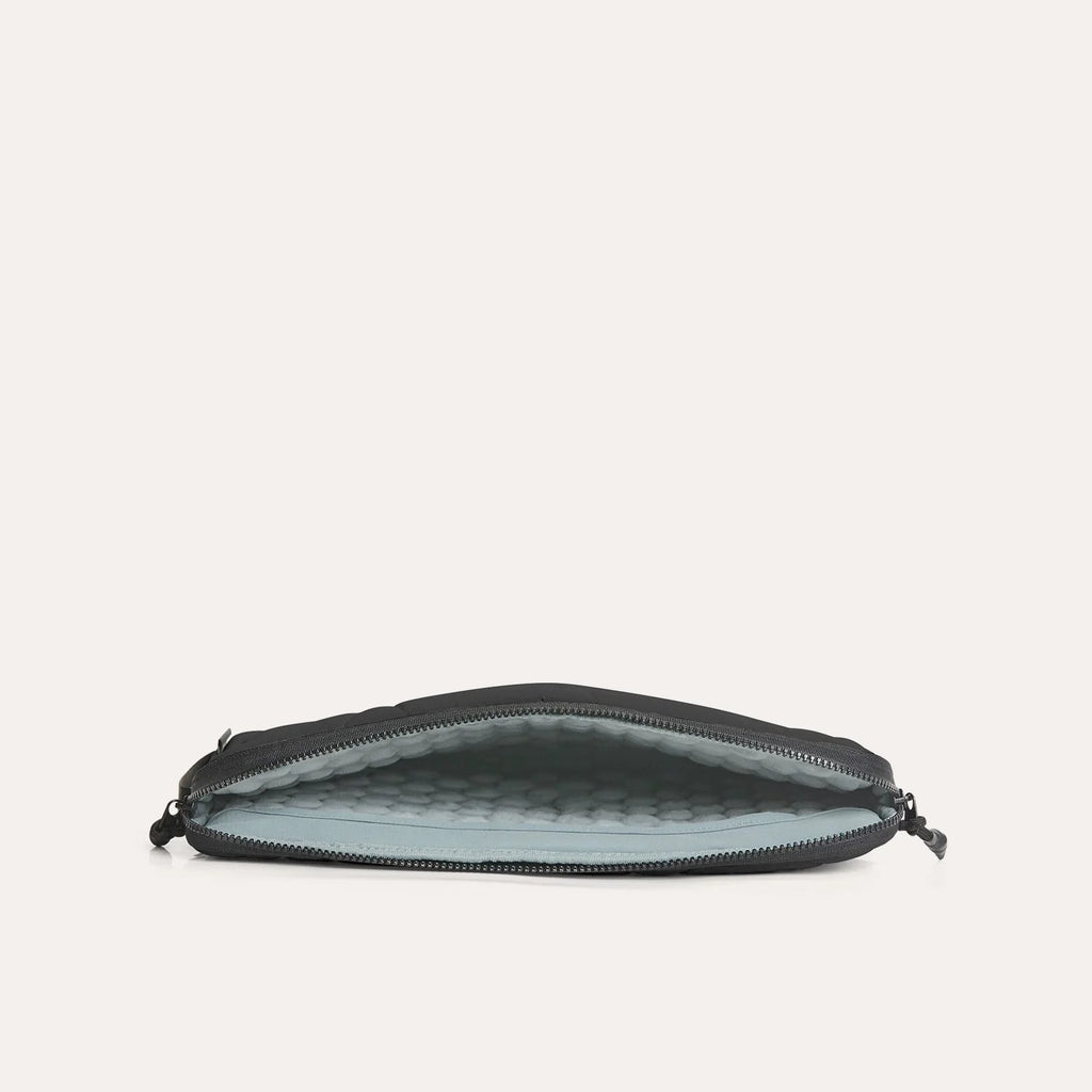 (FREE GIFT) Paz 14" Laptop Sleeve