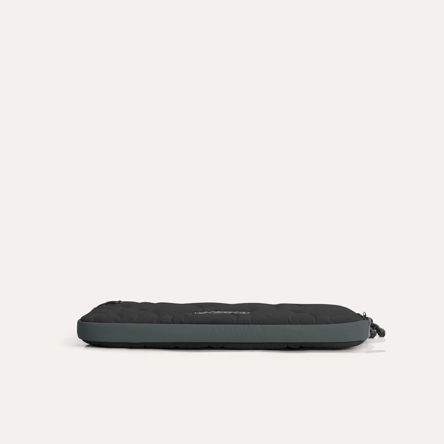 (FREE GIFT) Paz 14" Laptop Sleeve