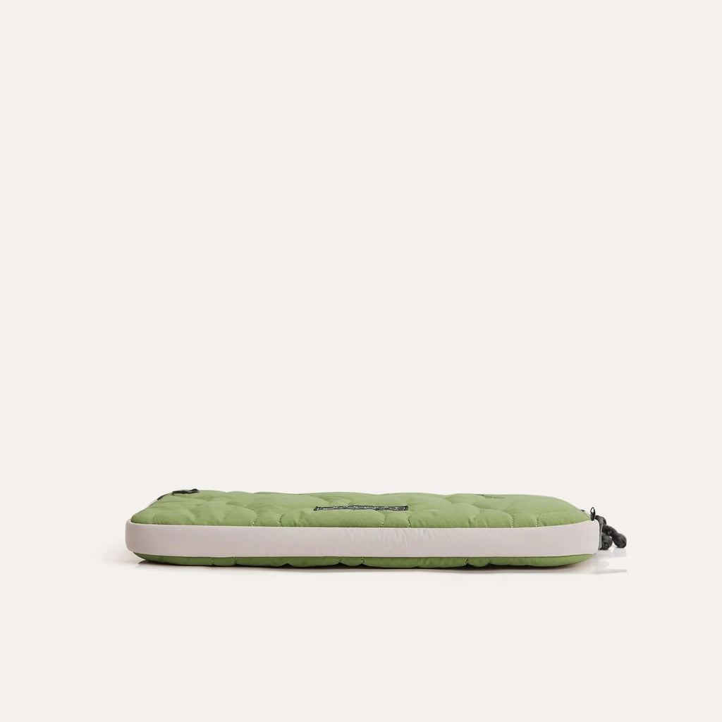 (FREE GIFT) Paz 14" Laptop Sleeve