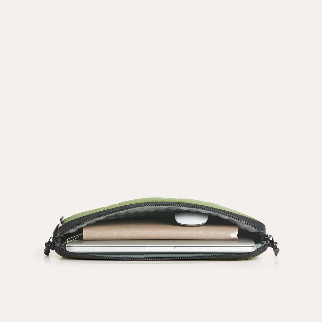 (FREE GIFT) Paz 14" Laptop Sleeve