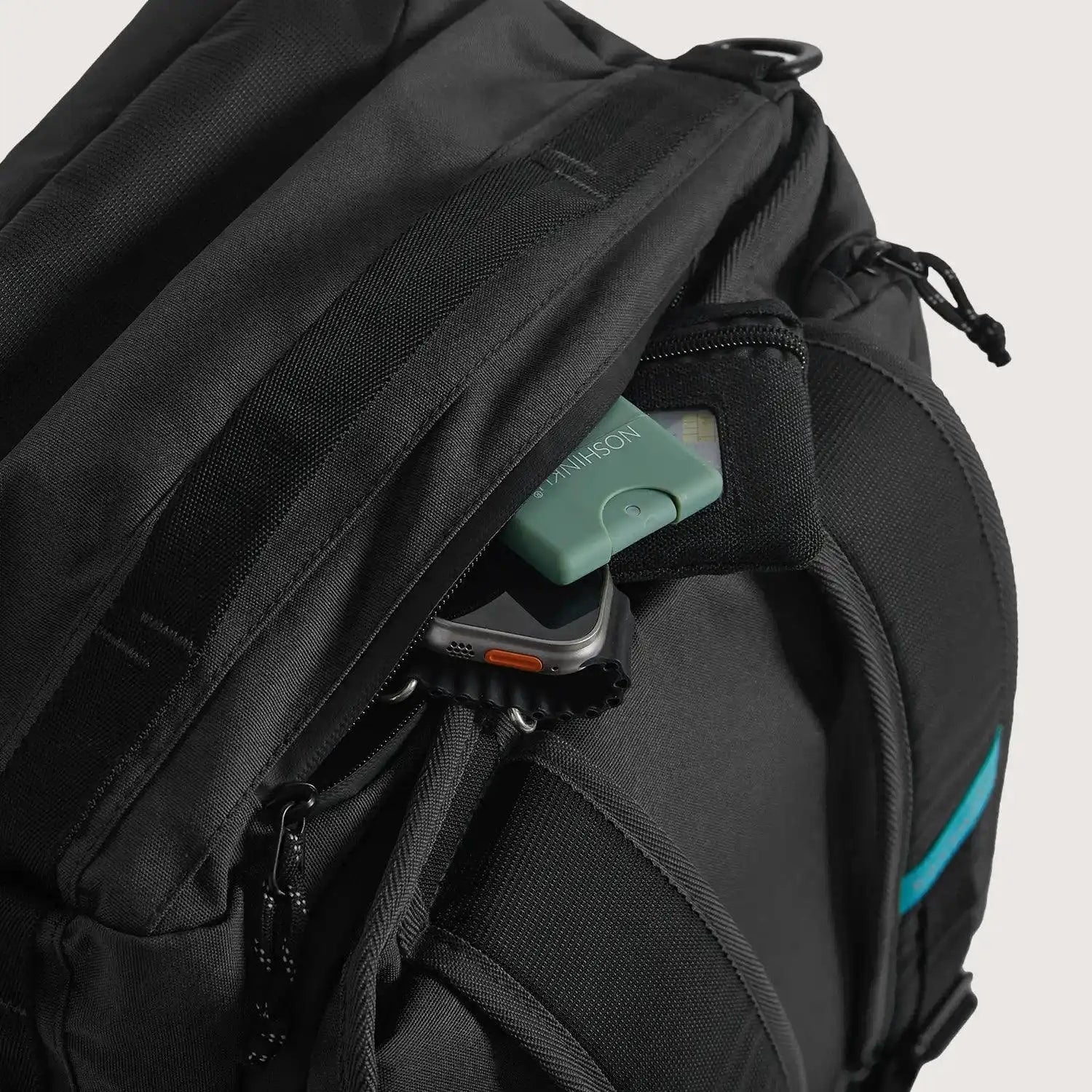 (FREE GIFT) Paz 43L Duffle Backpack