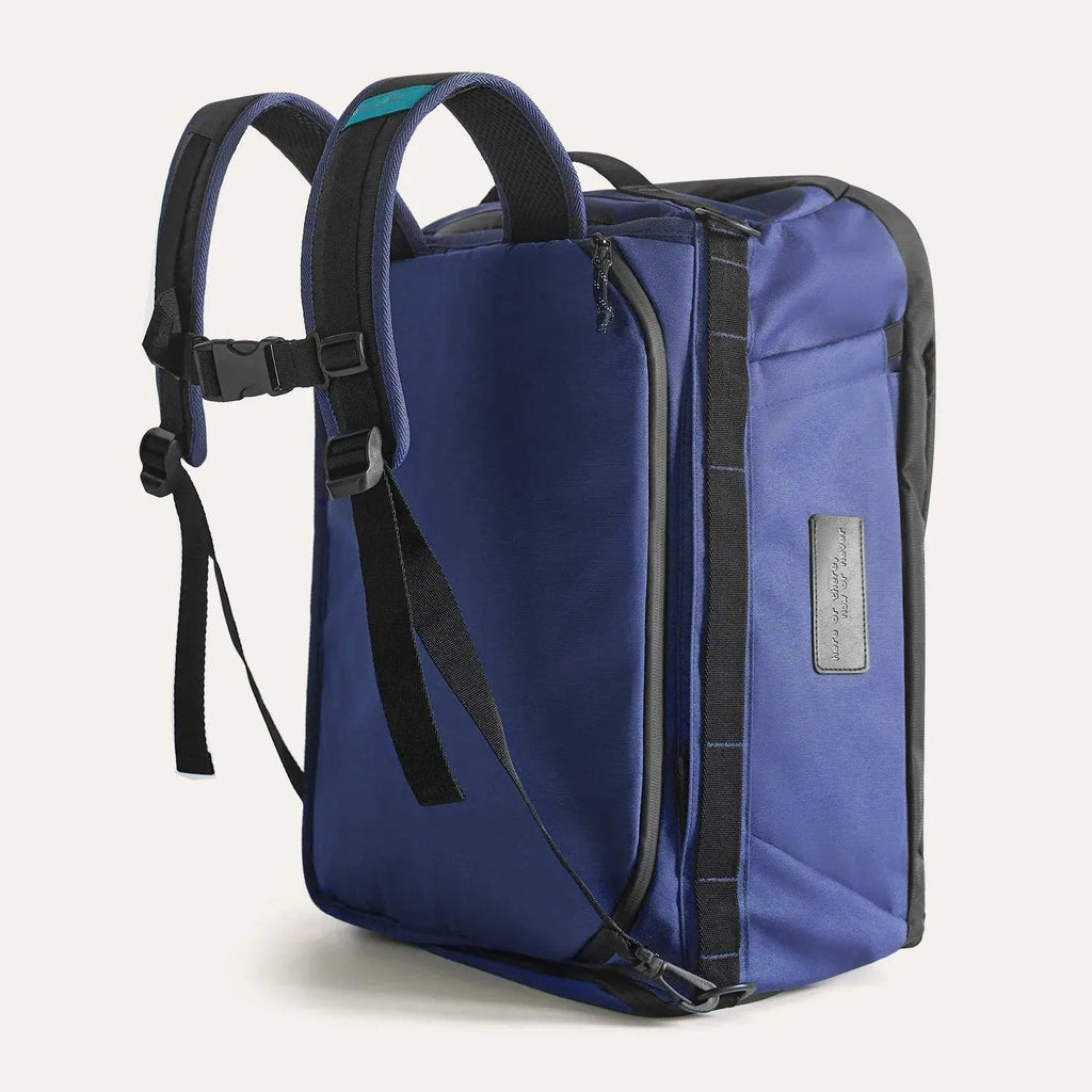(FREE GIFT) Paz 43L Duffle Backpack