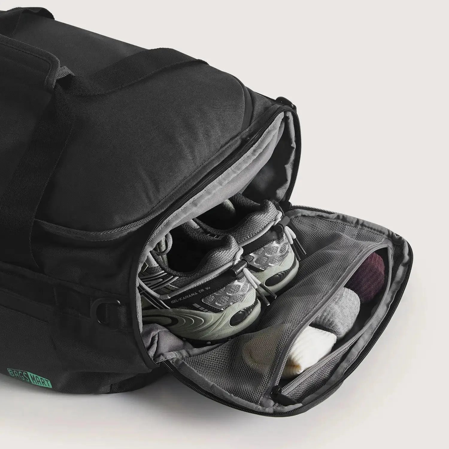 (FREE GIFT) Paz 43L Duffle Backpack