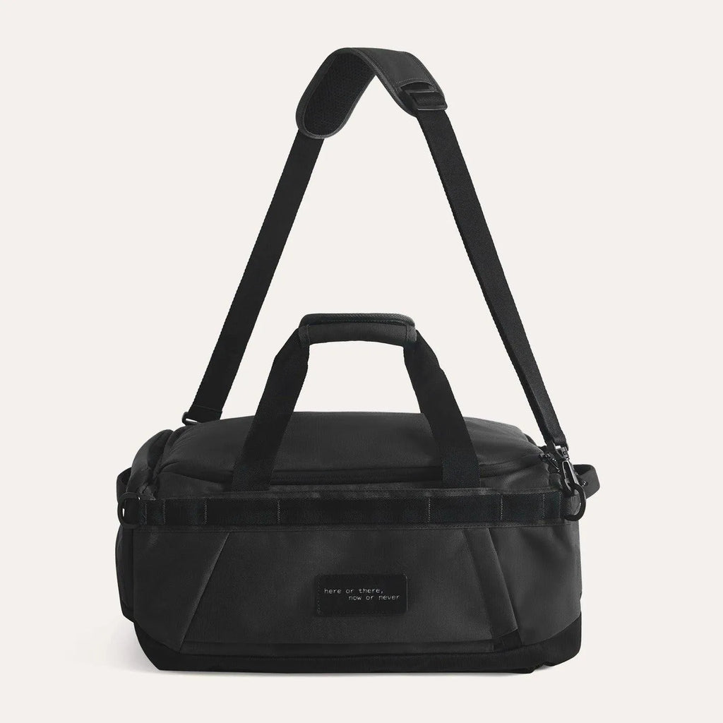 (FREE GIFT) Paz 43L Duffle Backpack